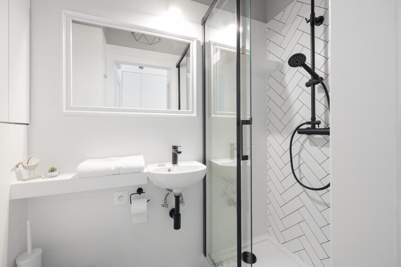 Bulwary Wislane Modern Apartment ワルシャワ エクステリア 写真